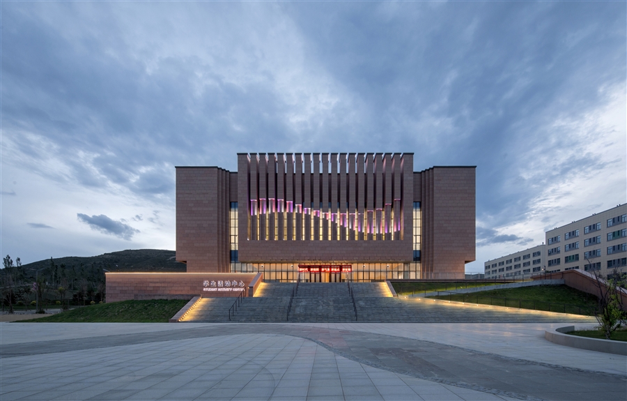 11_大学生活动中心.jpg