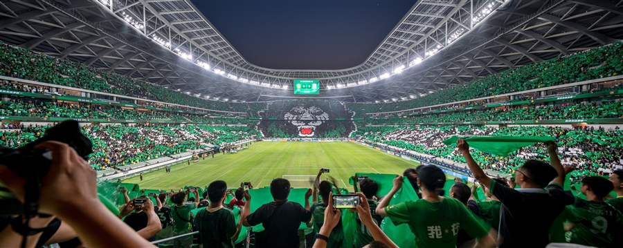 14_比赛日南看台视角内景TIFO【CreatAR】.jpg