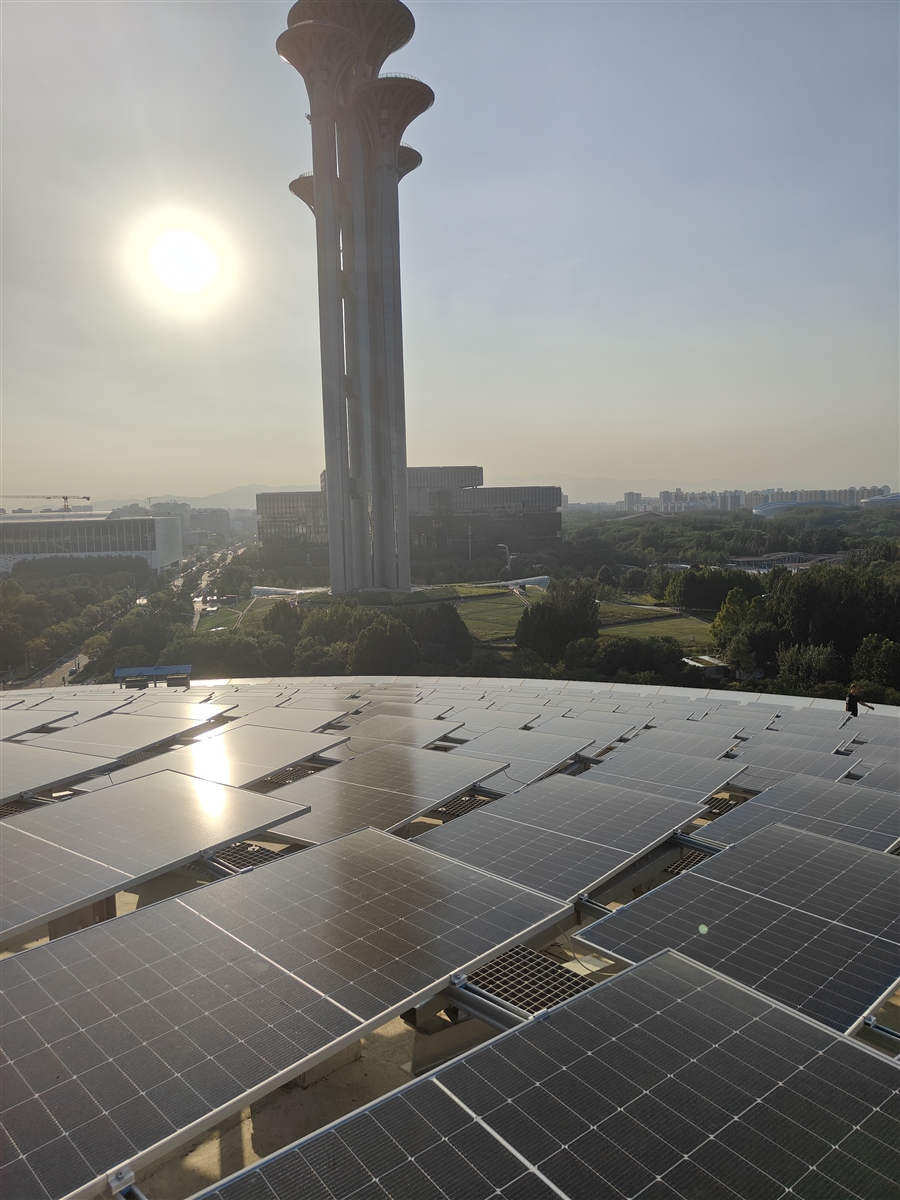 屋顶光热太阳能板4.jpg