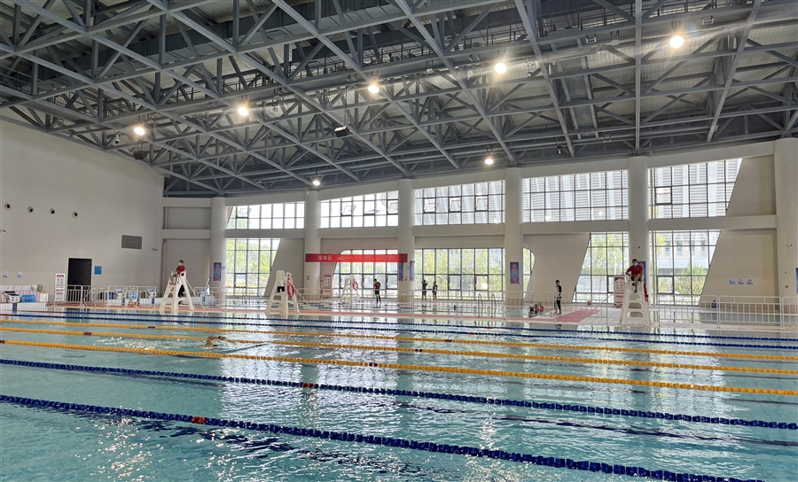游泳馆室内.jpg