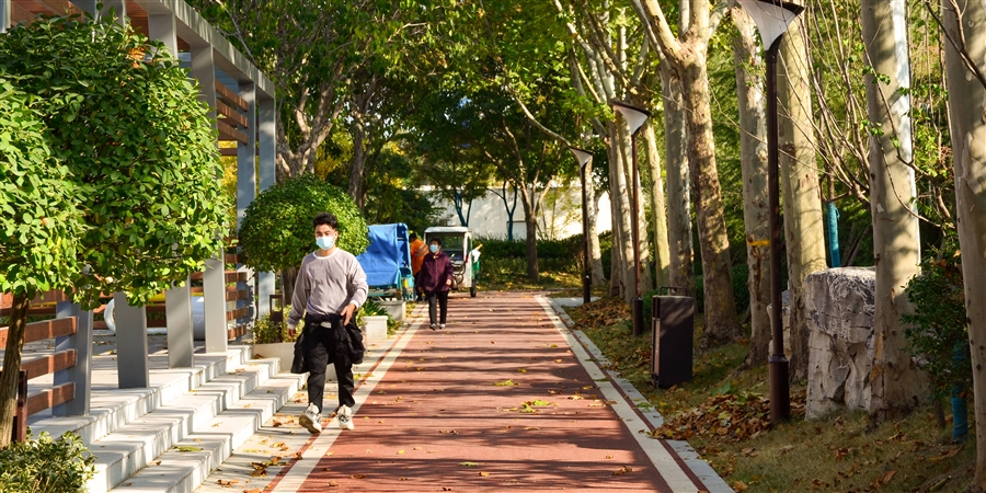 12共享书吧及滨河绿道秋季实景.jpg