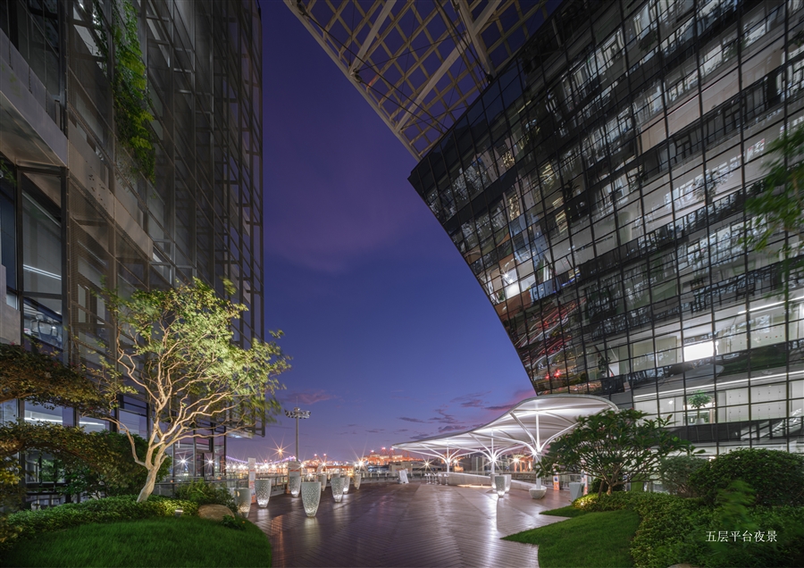 30_五层平台夜景.jpg
