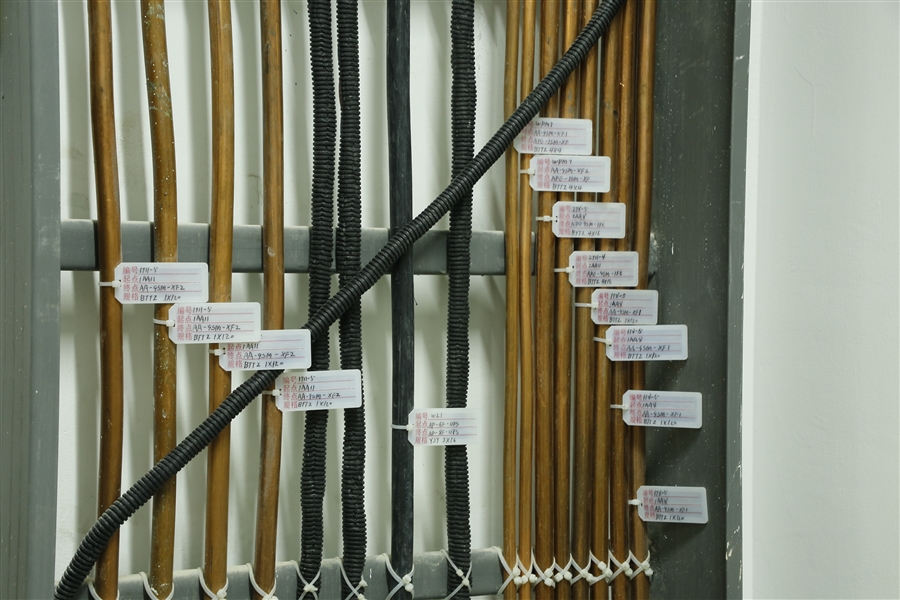 梯架电缆标识.JPG