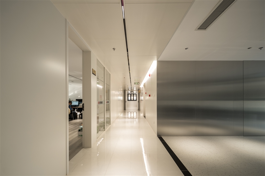14_室内走道透视图_2024年1月25日拍摄.jpg