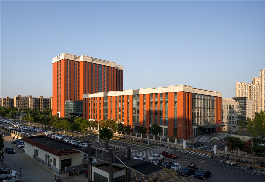 1_院区西南视角.jpg