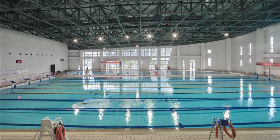 游泳馆室内02.png