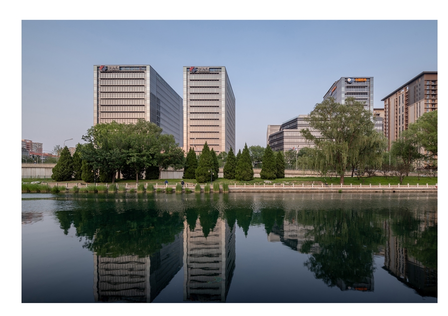 14_沿河全景.jpg