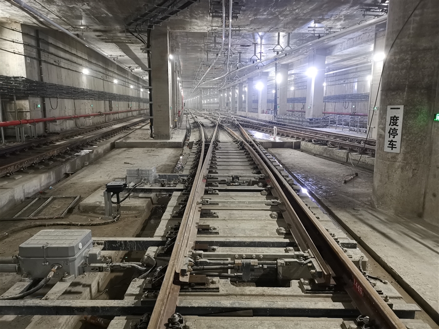 02_预制道岔板整体道床.jpg