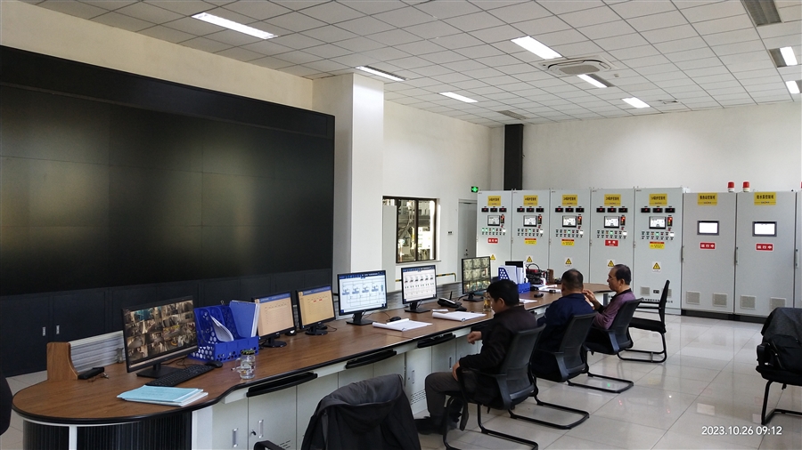 控制室.jpg