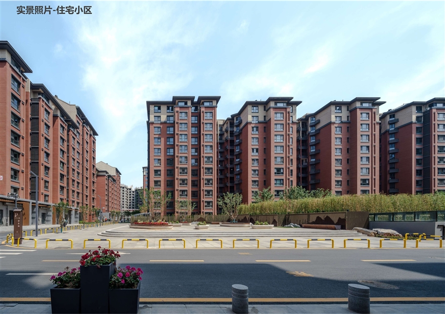 25_住宅小区实景照片.jpg