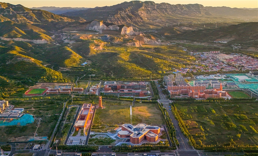 21_全景鸟瞰.jpg