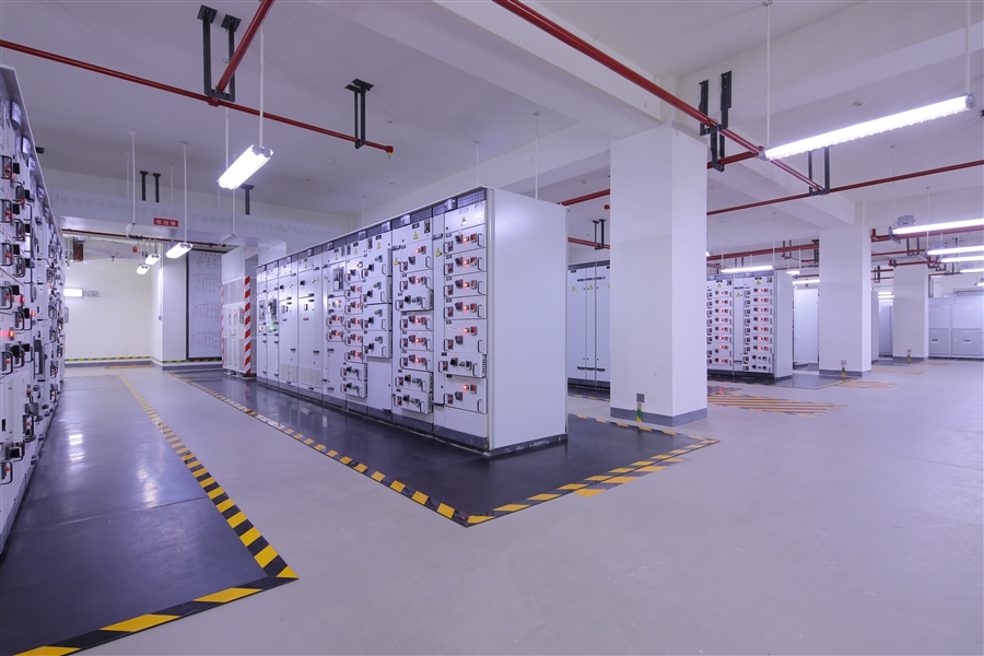 变电室低压柜.JPG