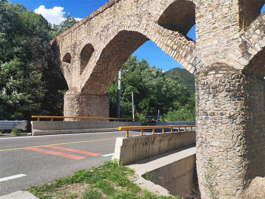 9.工程照片_结构化路基1.jpg