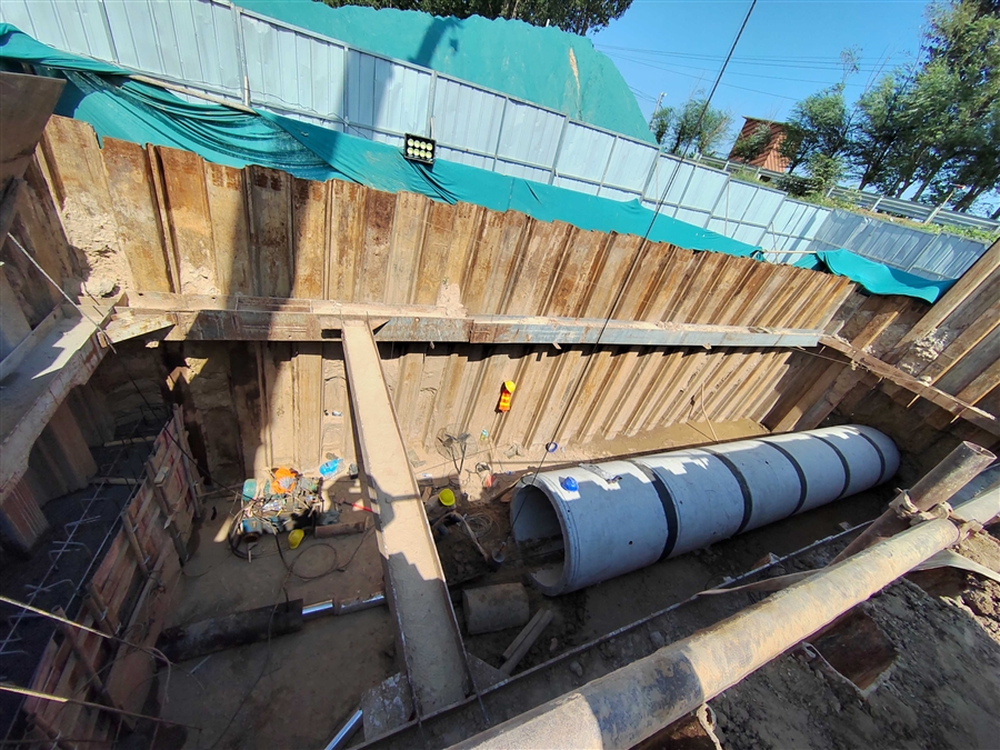 10_原水段管道_顶管井2.jpg