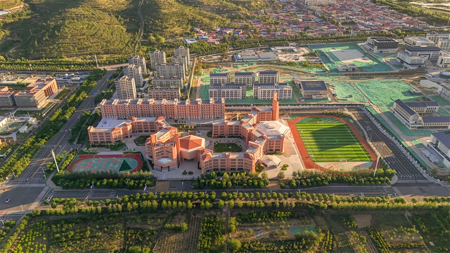 23_中小学鸟瞰.jpg