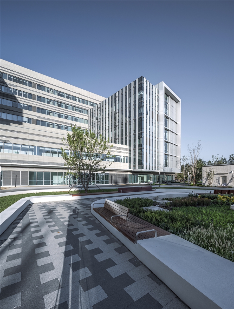 05_园区室外景观.jpg
