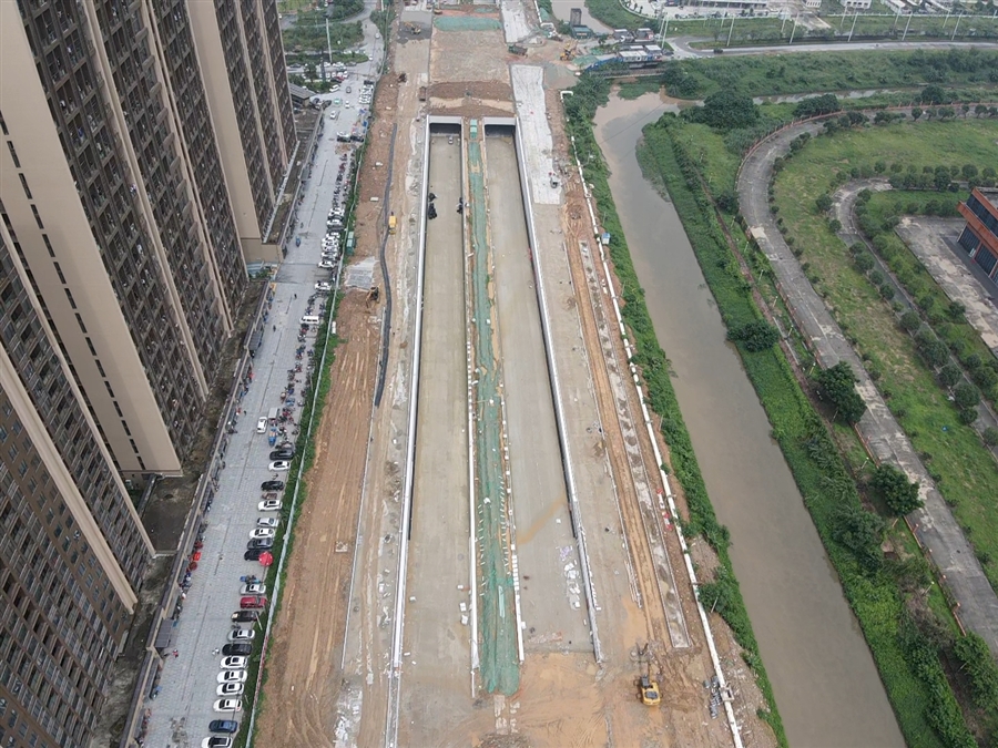 13_隧道顶板回填施工.jpg