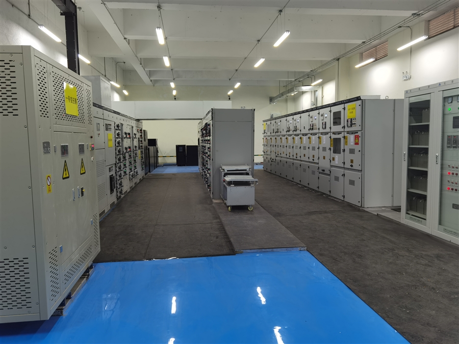 公共设备_配电室2.jpg