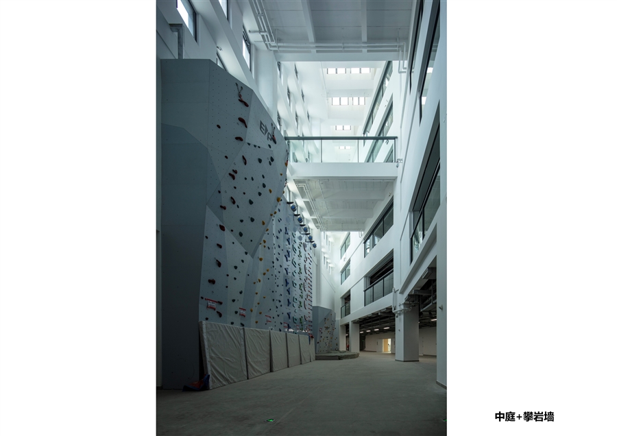 27_攀岩墙.JPG