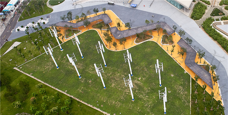 06_太阳能及风力发电展示区.jpg