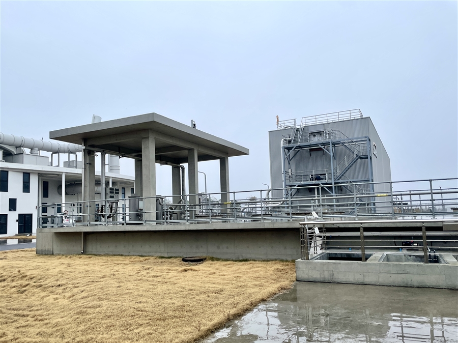 9.高级氧化池.jpg