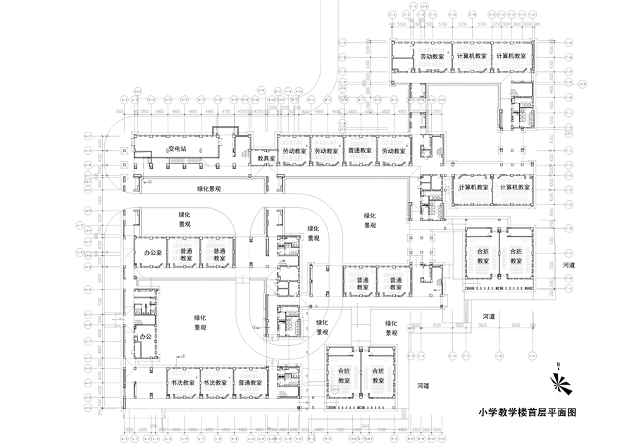 17_小学教学楼首层平面图.jpg