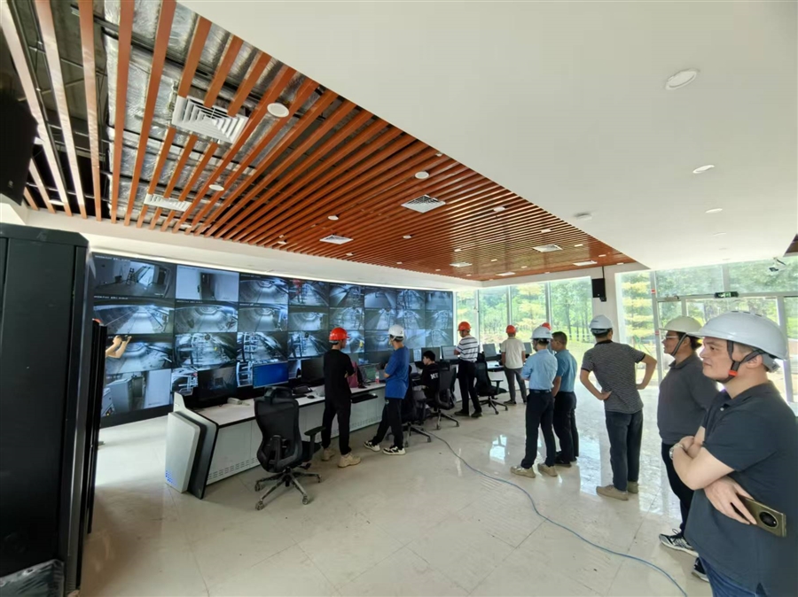 2.管廊控制室.jpg