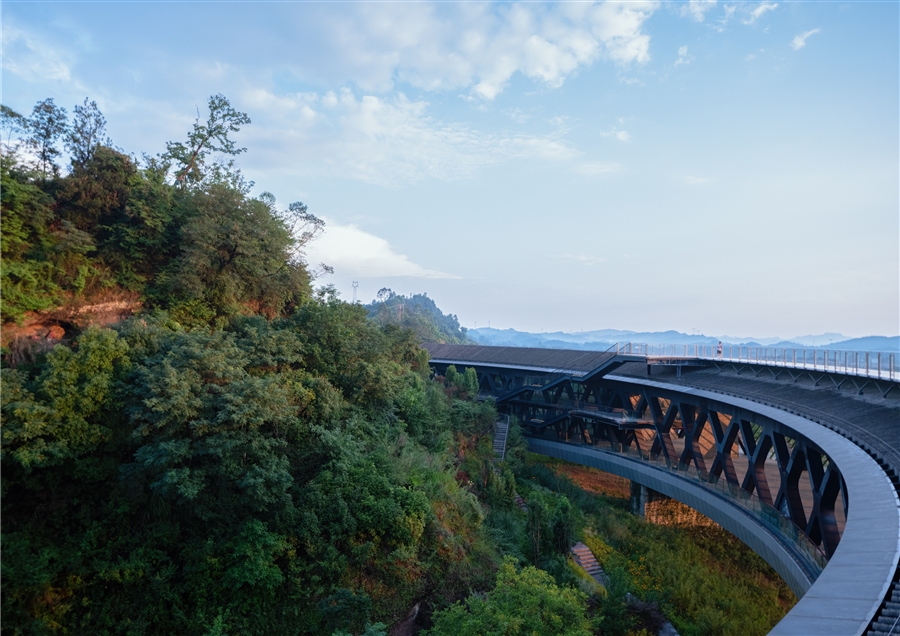 32_环绕内山.jpg
