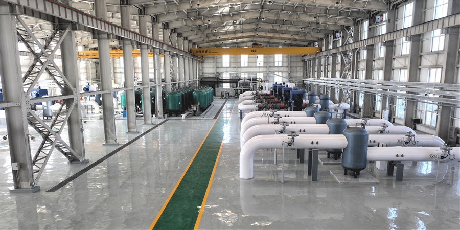 16_隔压站_5主厂房内部除污器组和定压罐组.jpg