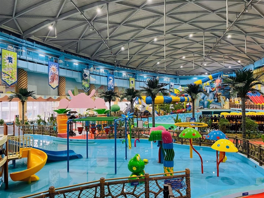 水娱乐区室内.jpg