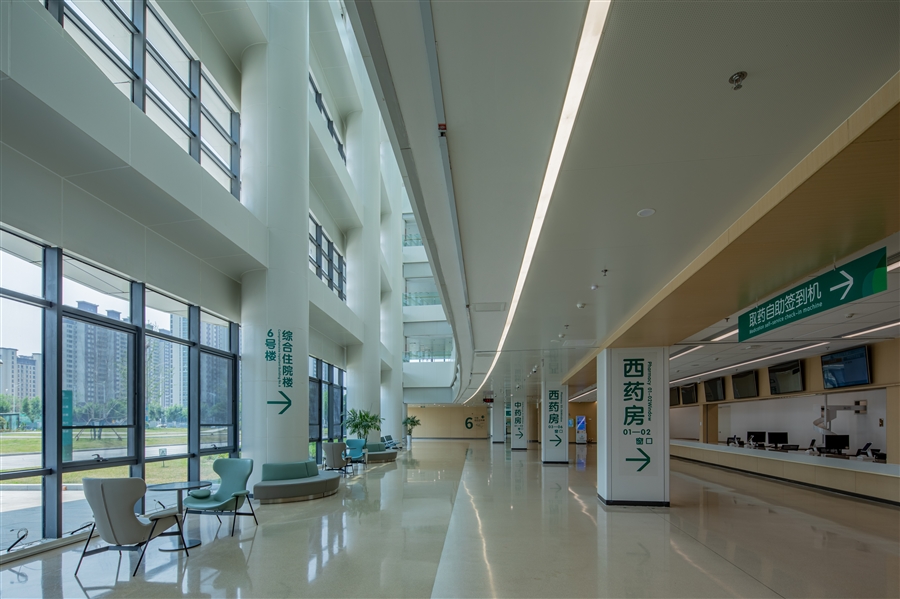 18发药大厅.jpg