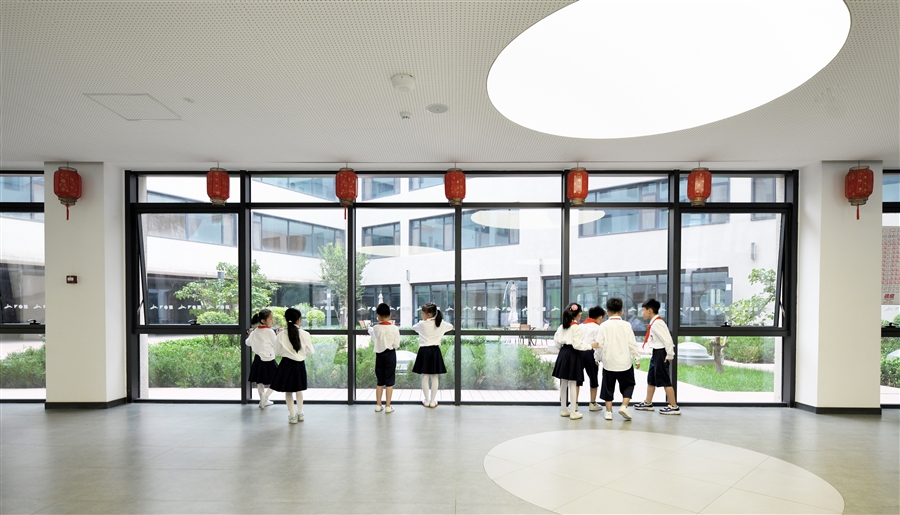 16_门厅看内庭院.jpg