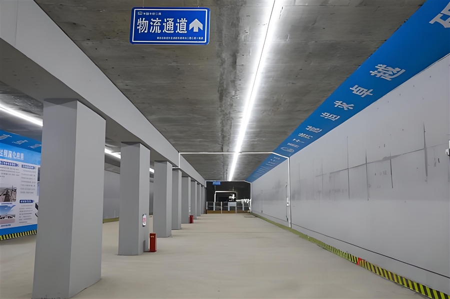 13.物流廊道实景.jpg