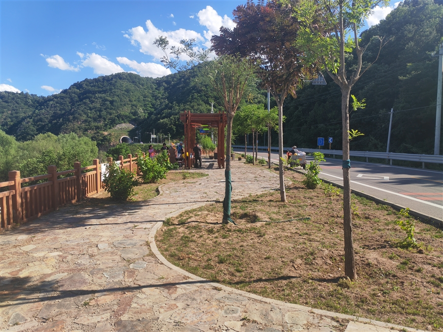 5.工程照片_观景平台1.jpg