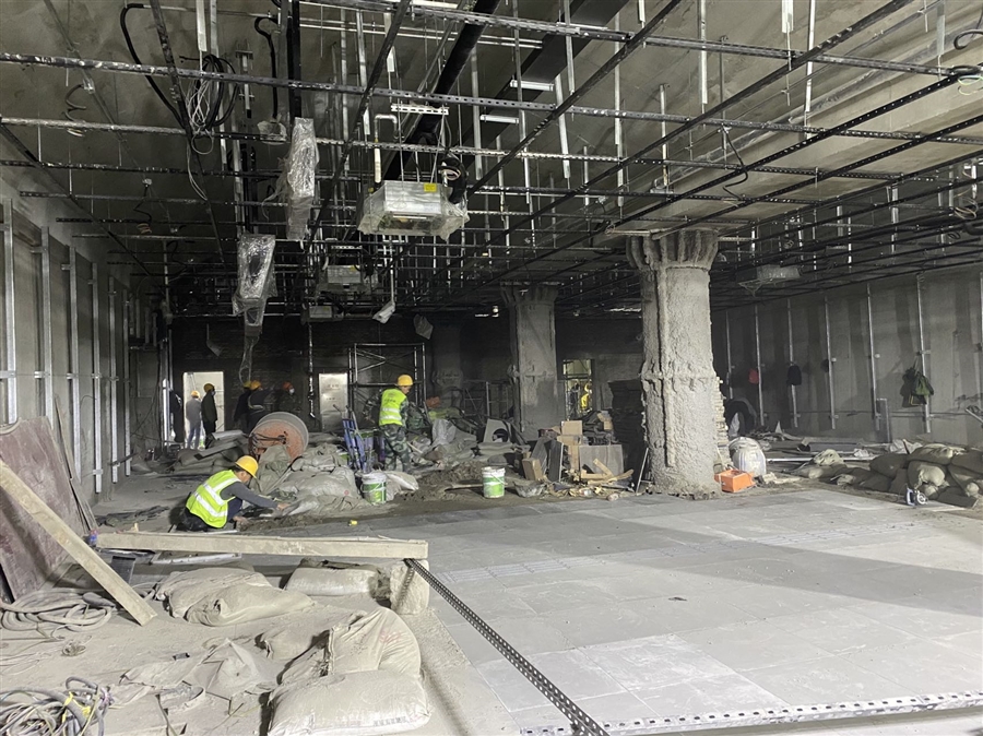 10号线改造008_B出入口地下扩建厅施工.jpg
