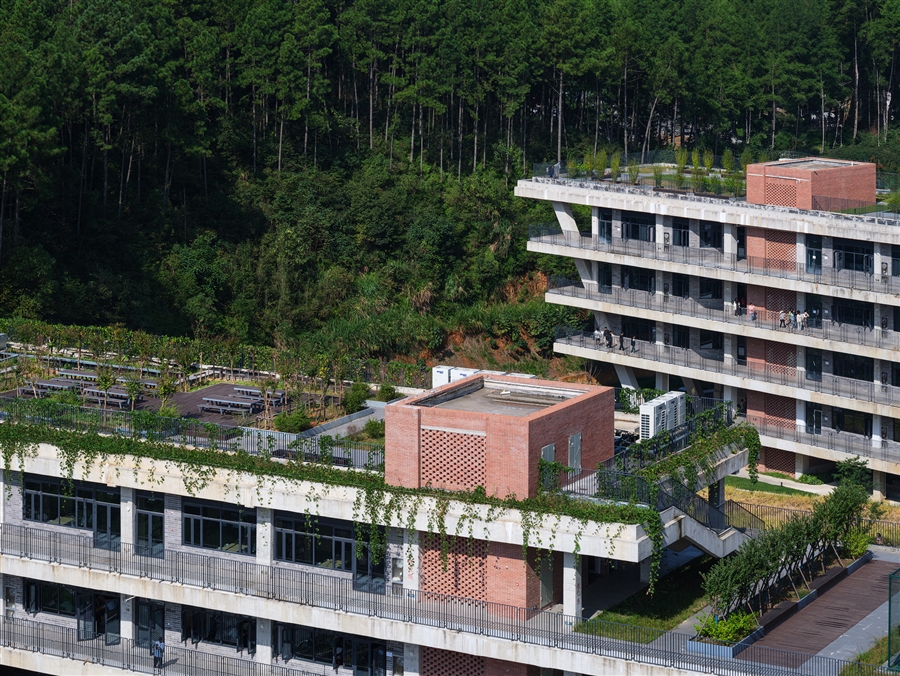8_屋顶平台.jpg