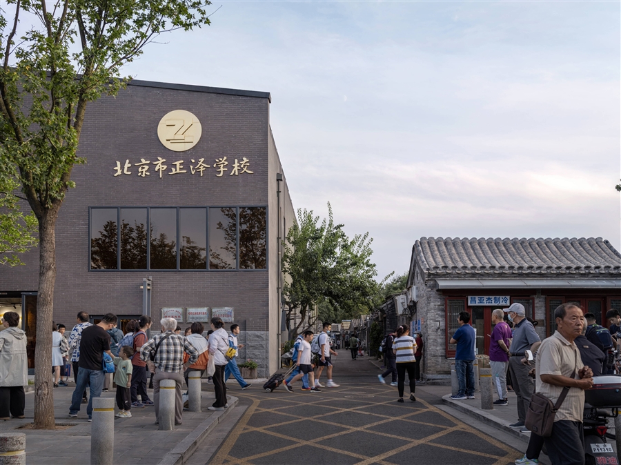 22_行人出入口（拍摄日期2023年9月）.jpg