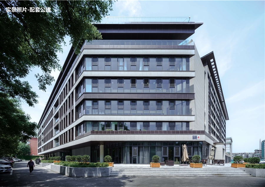 31_配套公建实景照片.jpg