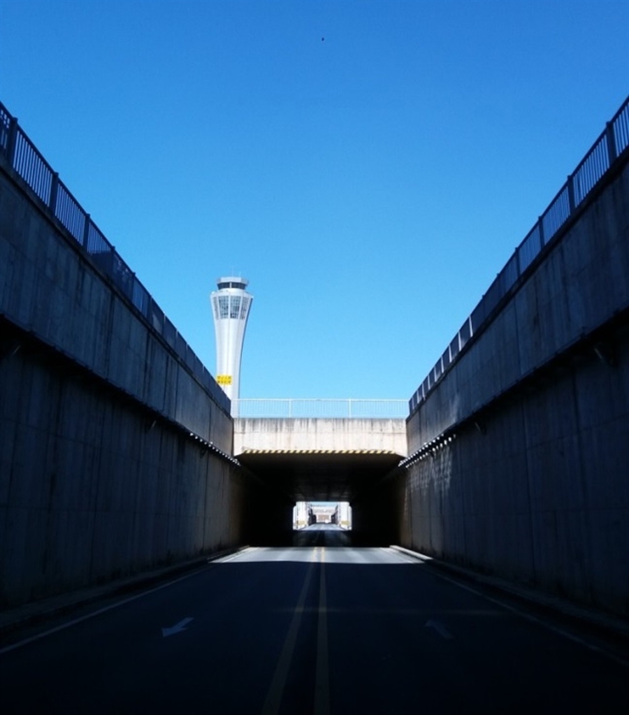 26_改造前室外轨行区.jpg