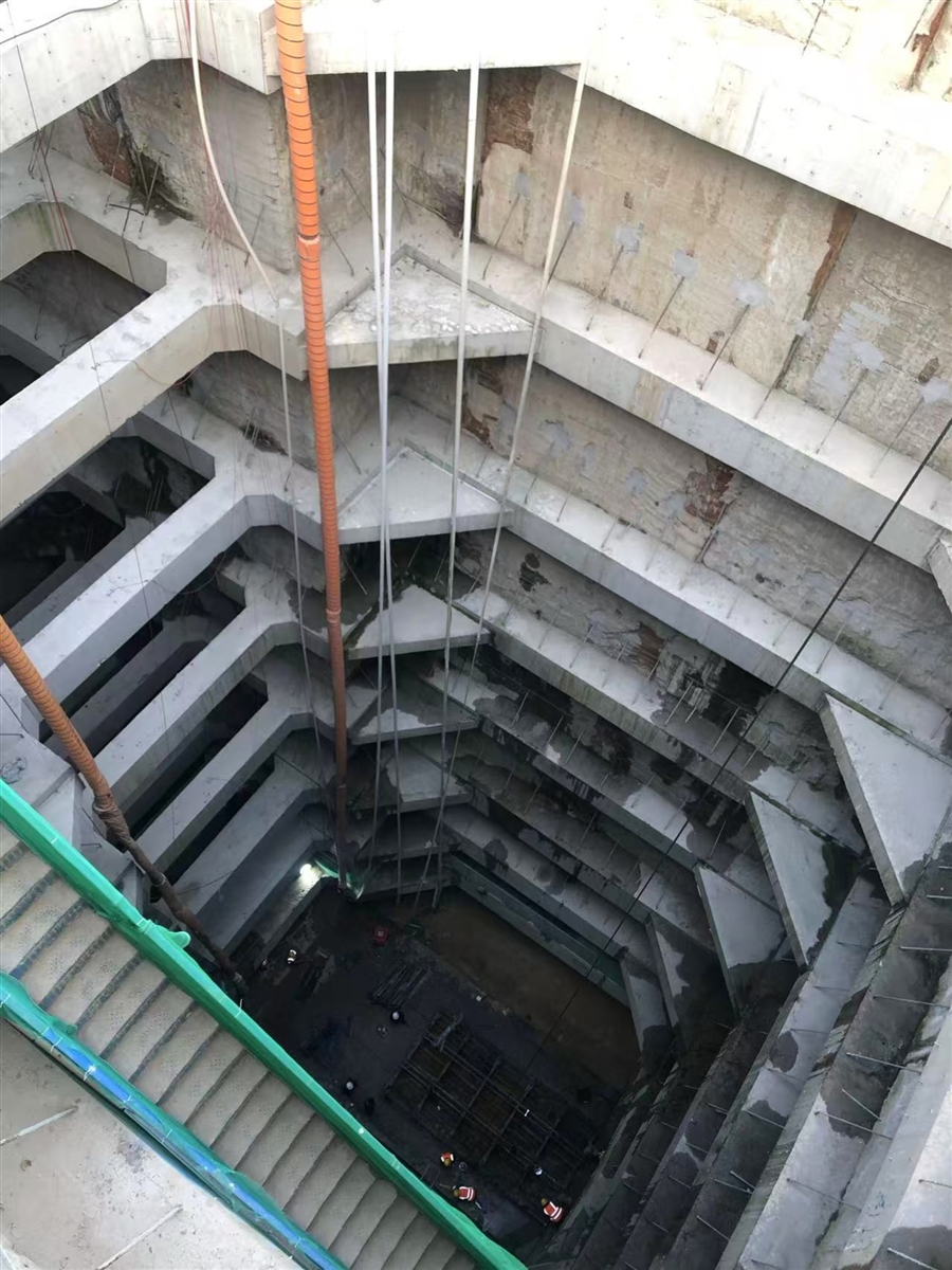 10.45m深盾构竖井.jpg