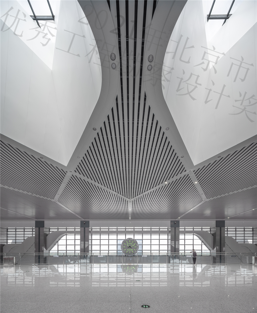 室内天窗.jpg